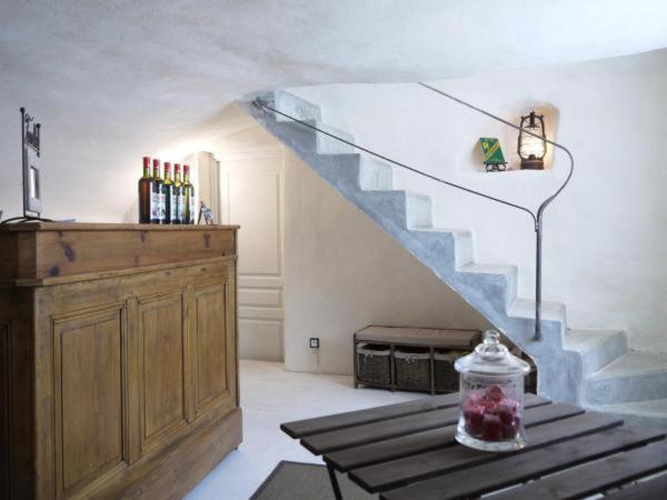La Ferme Les Eybrachas Hotel Réauville Екстериор снимка